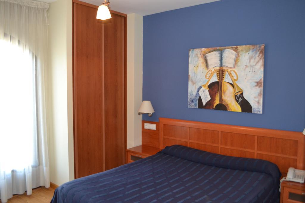 Hostal Quevedo Leão Quarto foto