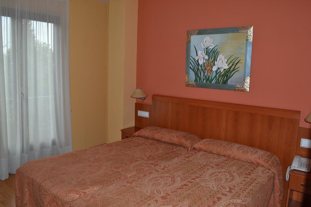 Hostal Quevedo Leão Quarto foto